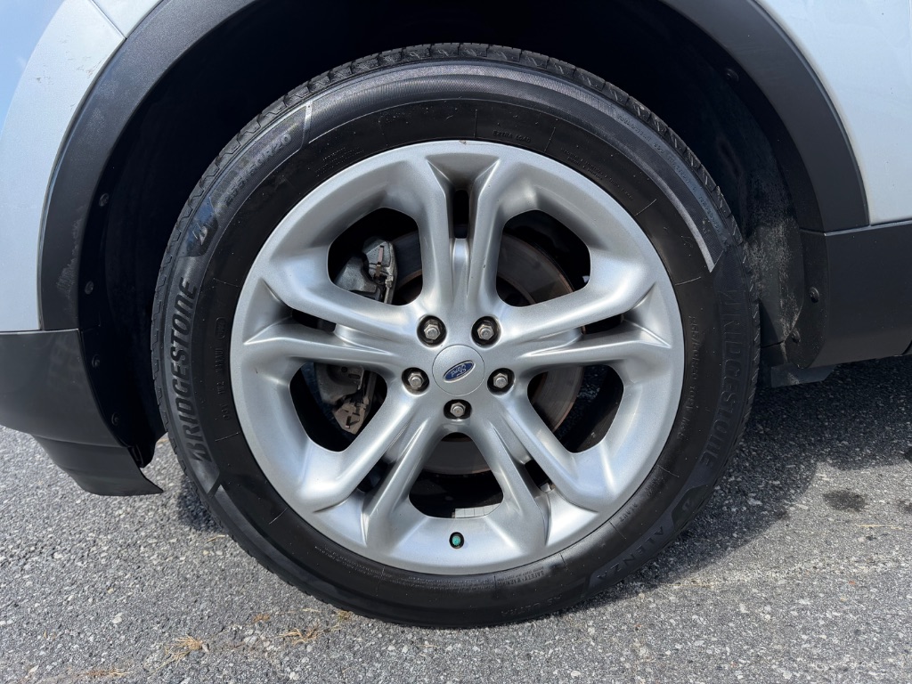 2015 Ford Explorer Limited - Photo 22
