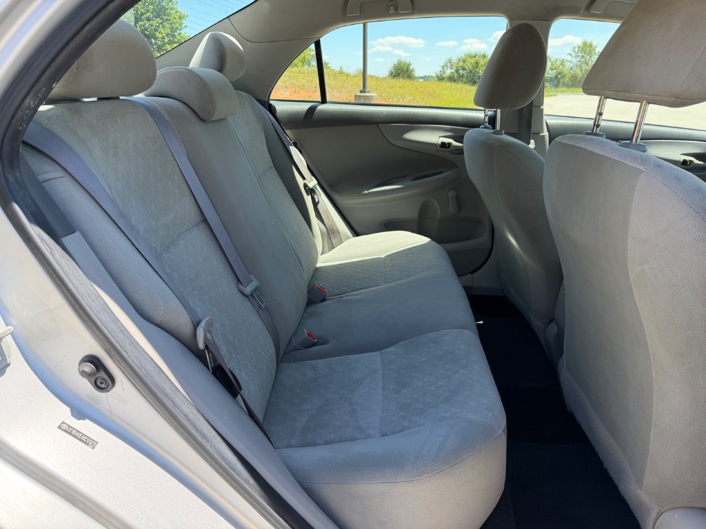 2009 Toyota Corolla Base - Photo 17