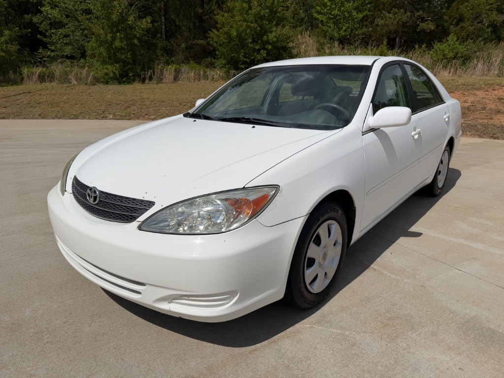 2004 Toyota Camry LE