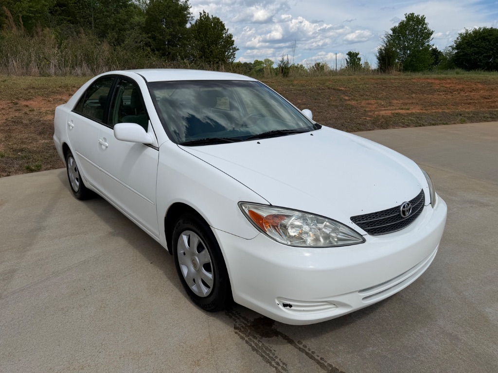 2004 Toyota Camry LE - Photo 7