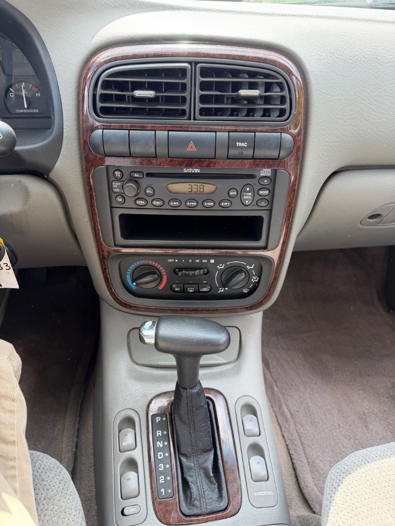 2001 Saturn L-Series L200 - Photo 15