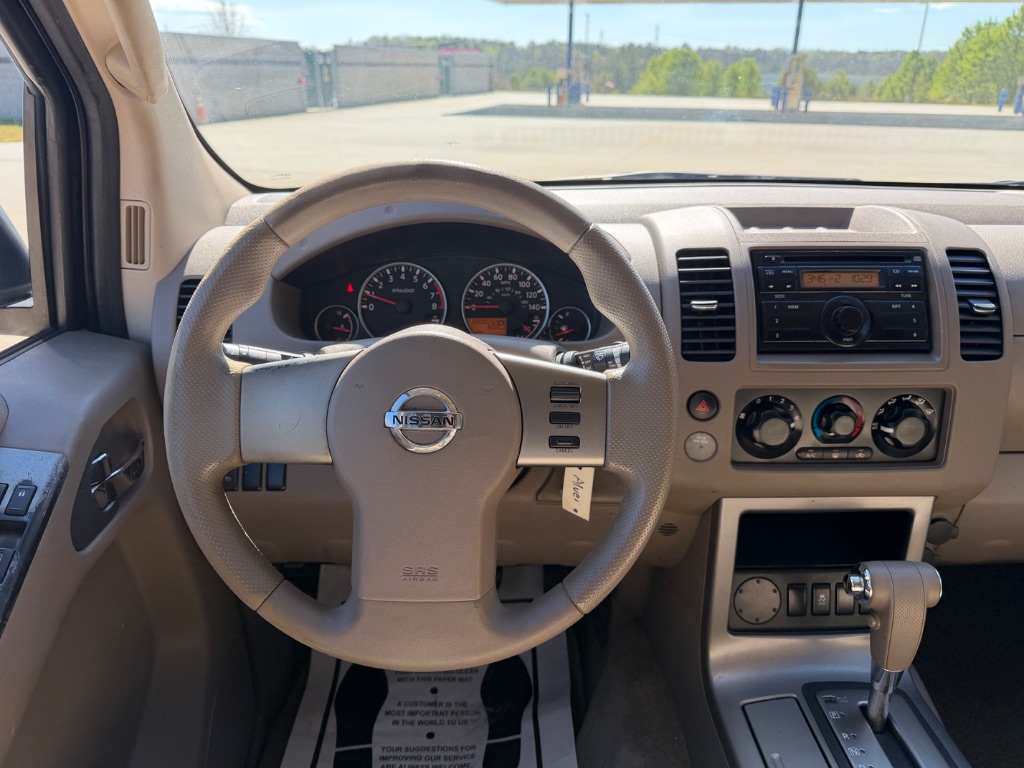 2012 Nissan Pathfinder S - Photo 12