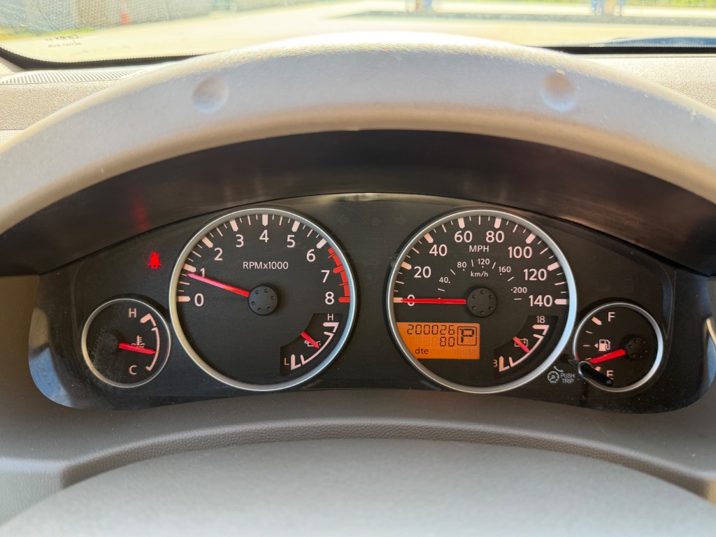 2012 Nissan Pathfinder S - Photo 13