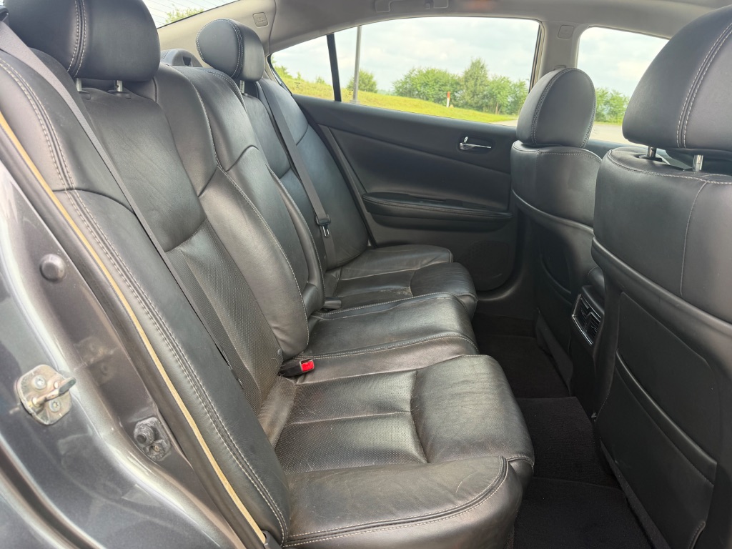 2014 Nissan Maxima SV - Photo 18