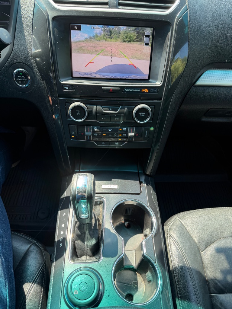2016 Ford Explorer XLT - Photo 15