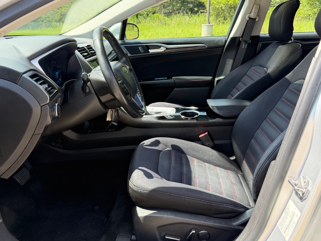 2013 Ford Fusion SE - Photo 11