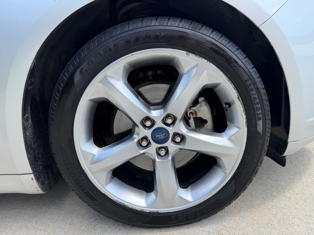2013 Ford Fusion SE - Photo 22