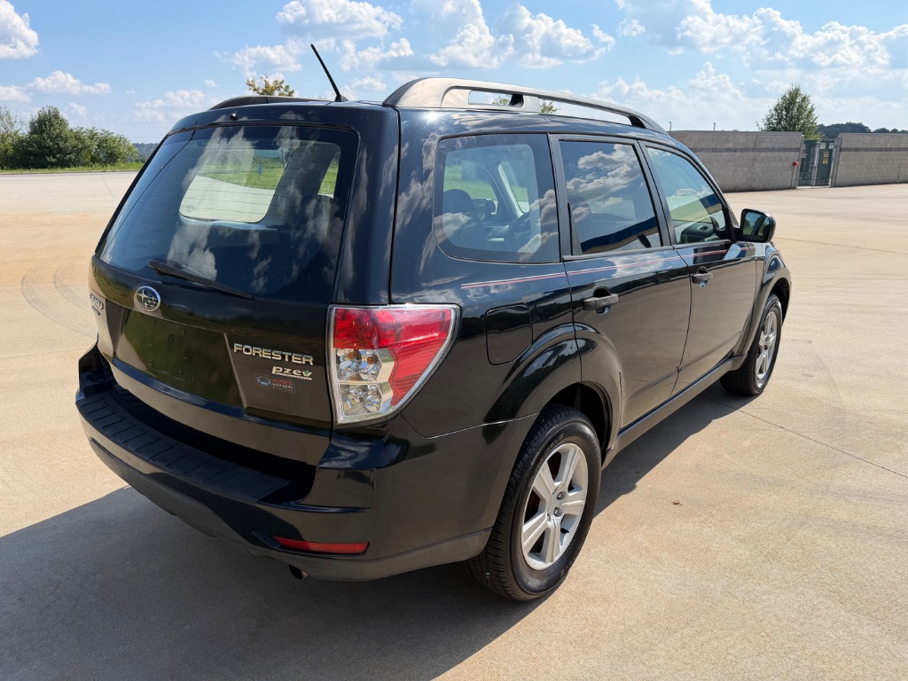 2010 Subaru Forester X - Photo 6