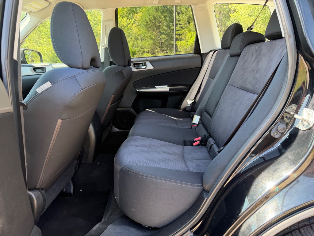 2010 Subaru Forester X - Photo 18